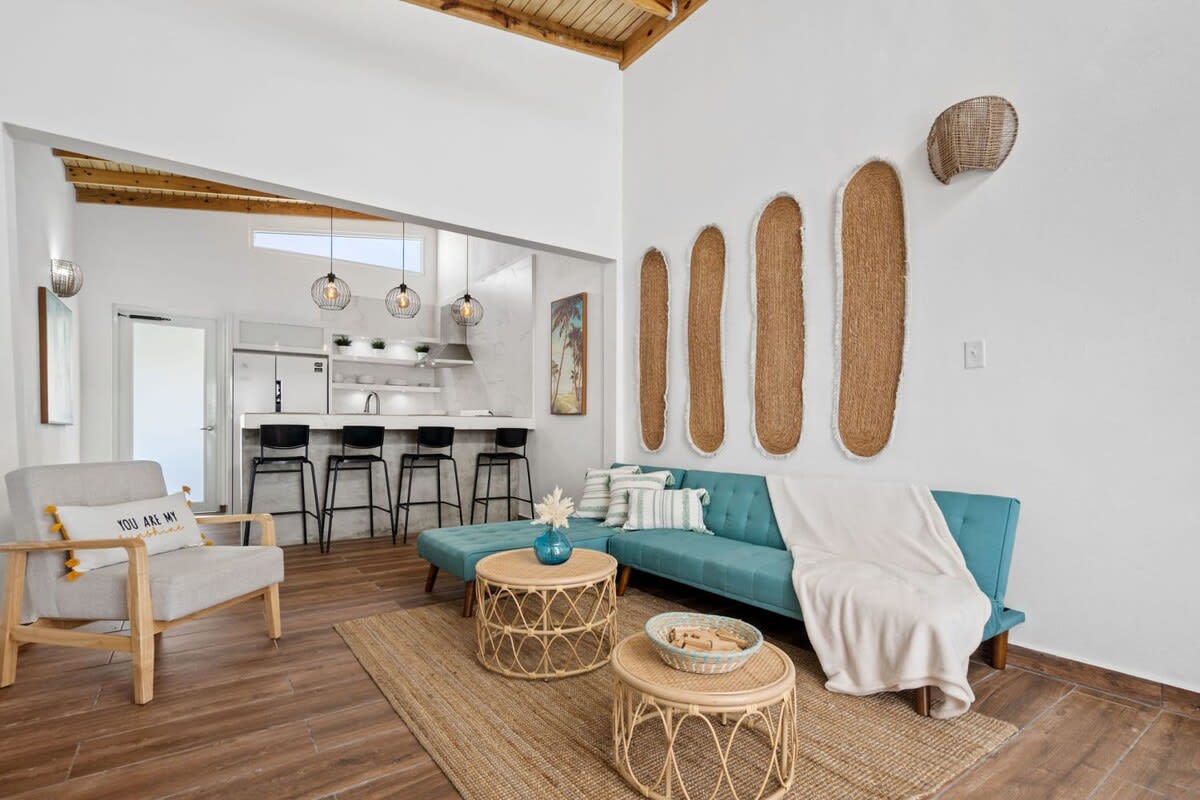 Villa Atlantico Sol - Chic 2 BR Apartment - 1 Parking Spot — Dorado, Dorado — vacation rental