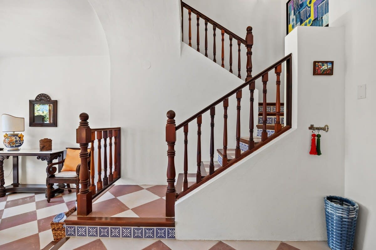 View 7