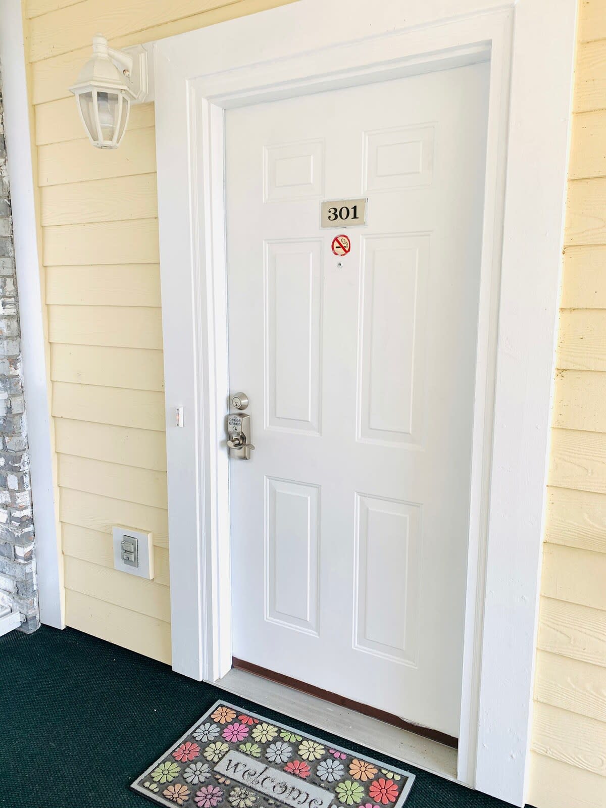 Listing image 2