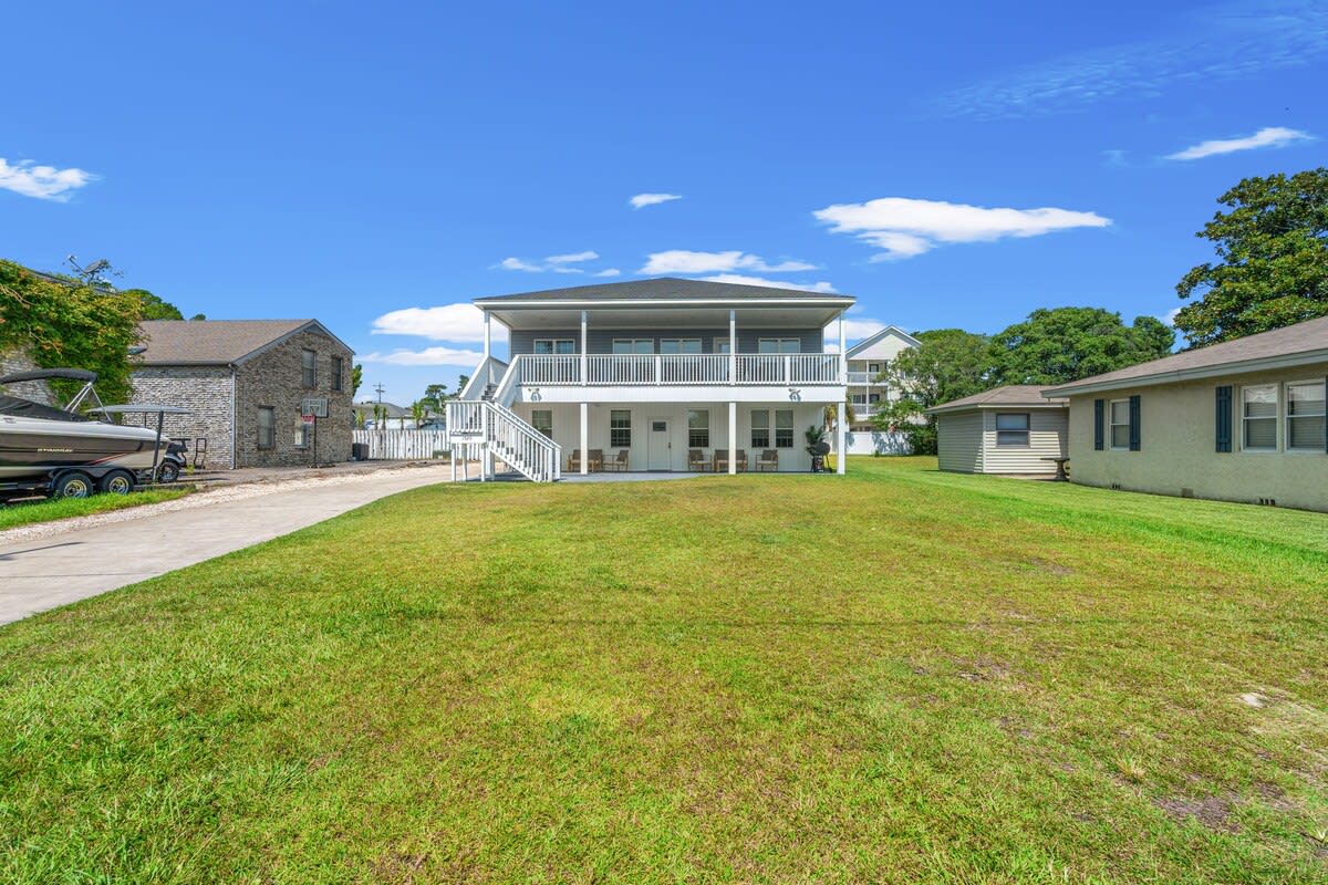 Listing image 44