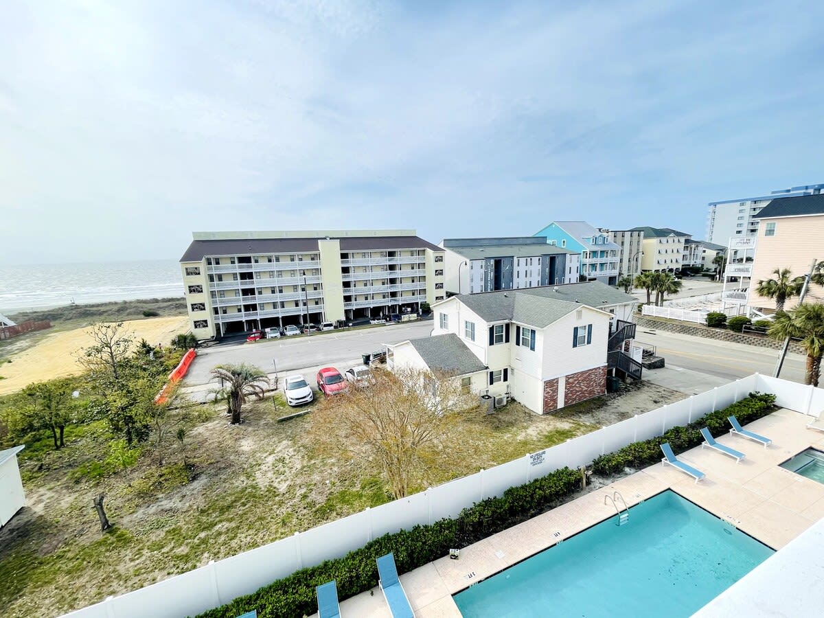 Listing image 68