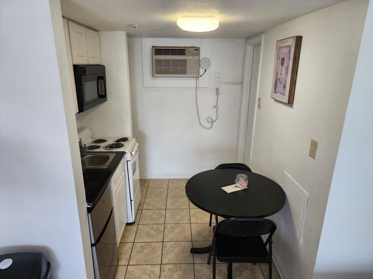 Listing image 9
