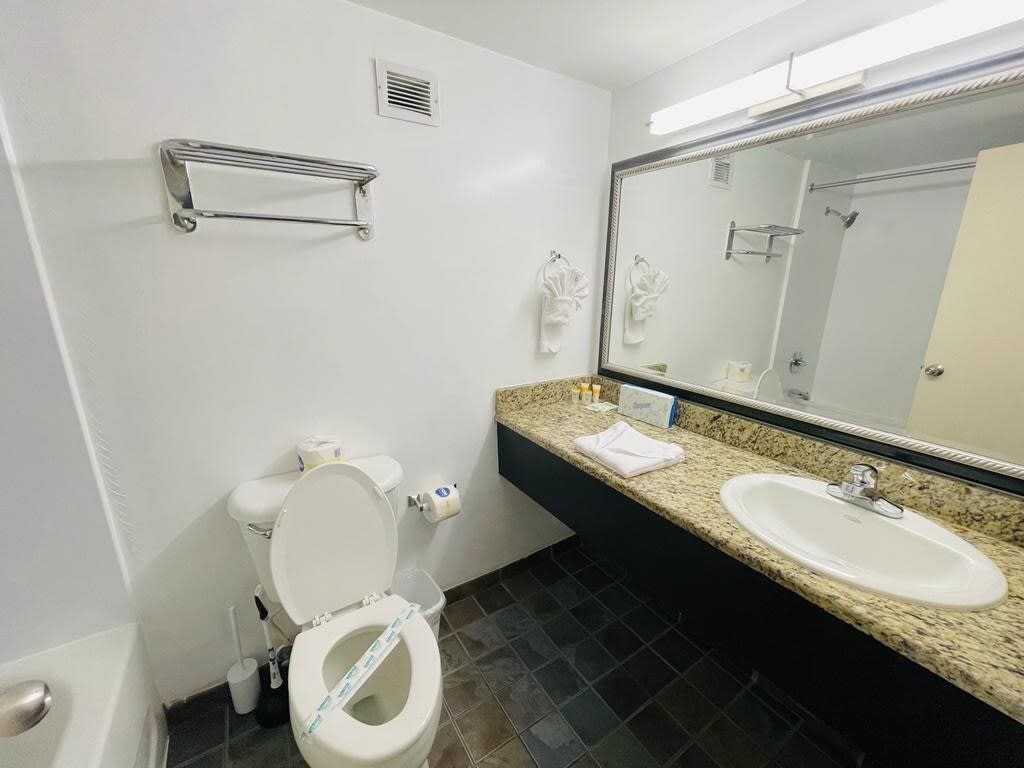 Listing image 6