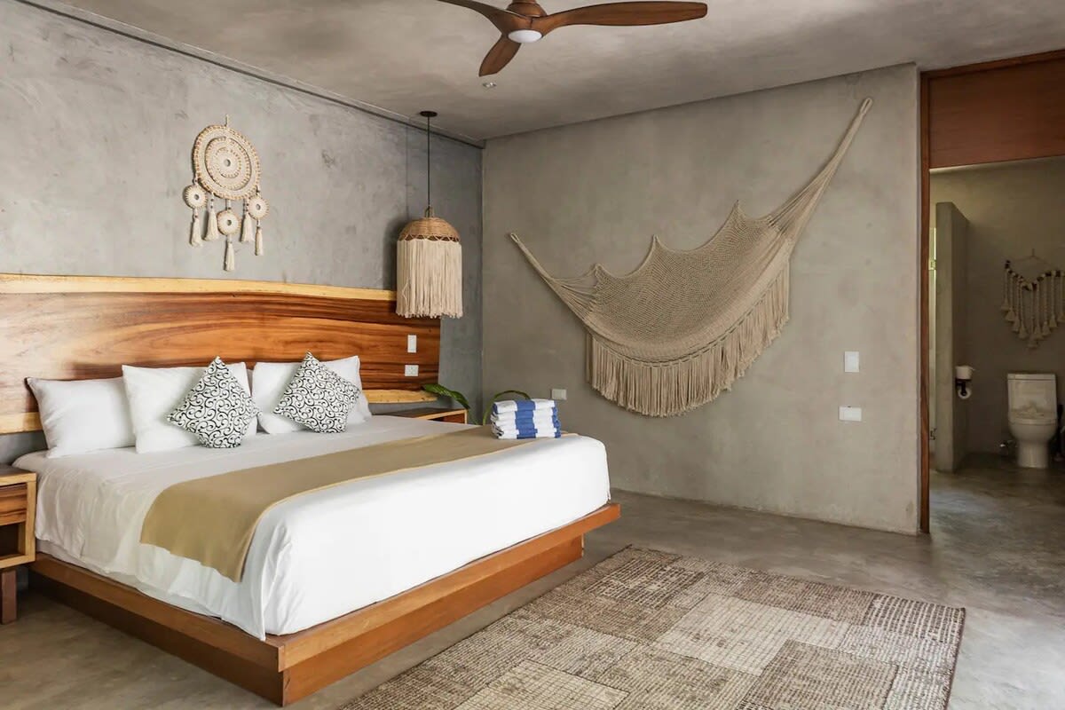 Main floor bedroom 2
