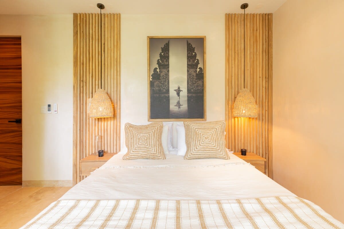 Bedroom #3, with air conditioner & fan