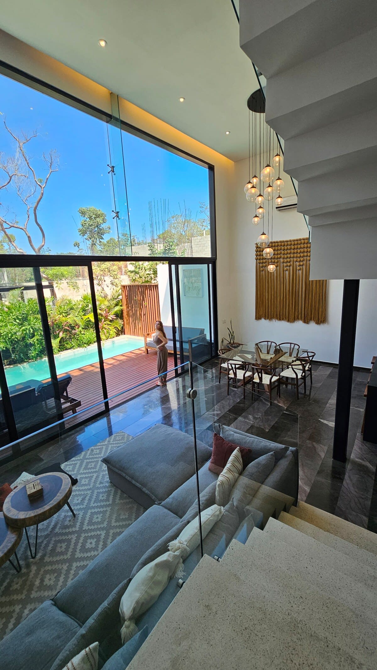 Living room & dining area