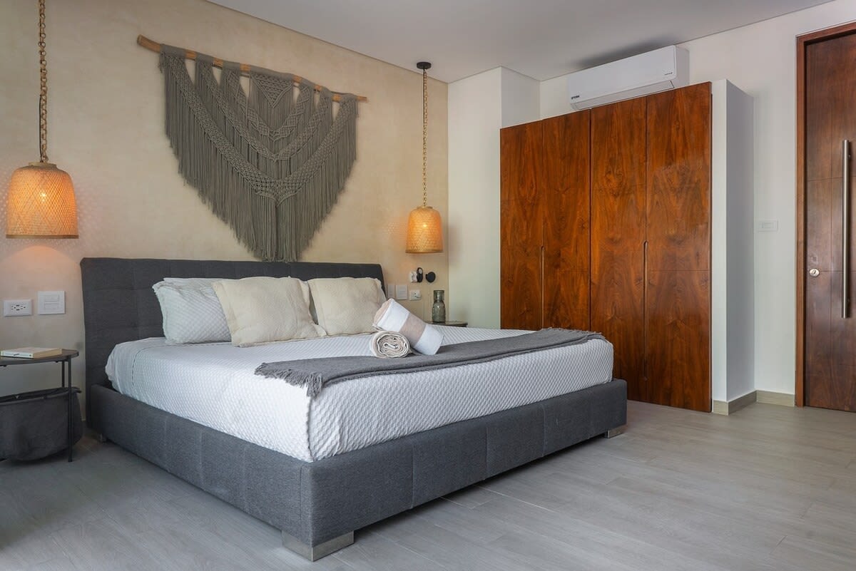 King-size bed with wardrobes.