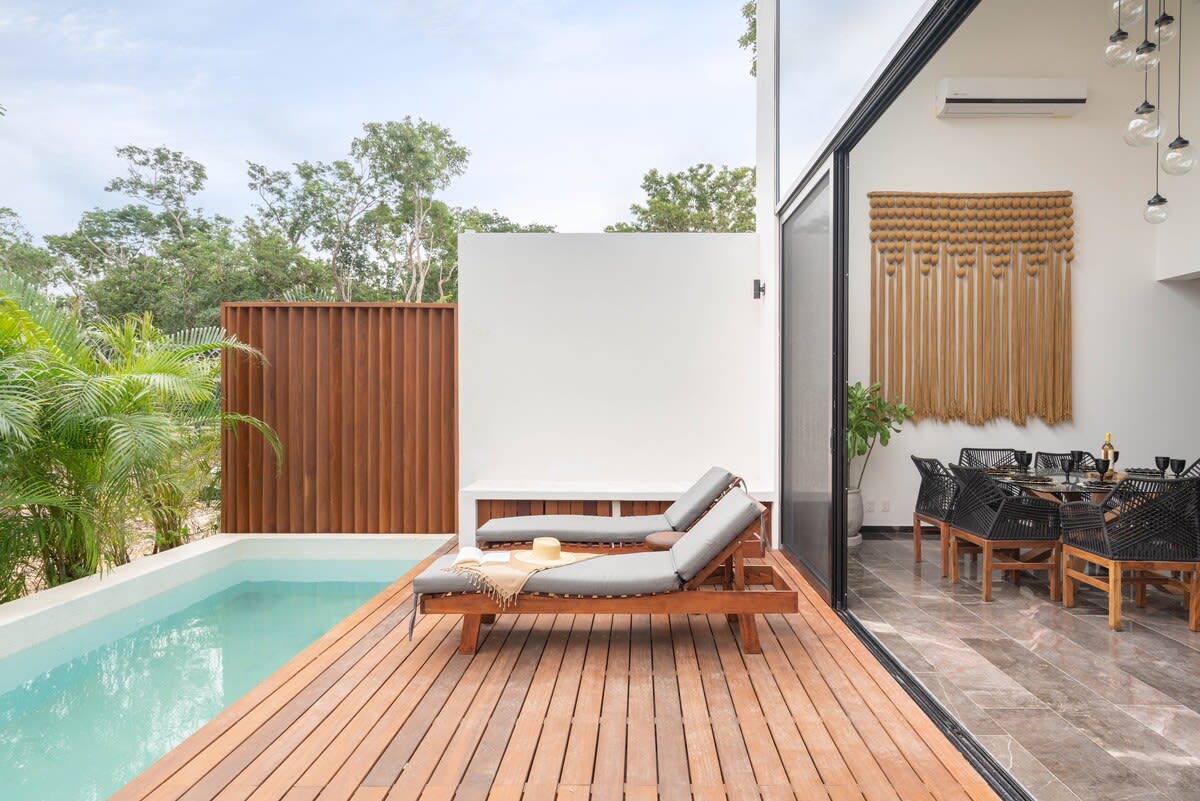 Outdoor swimming pool