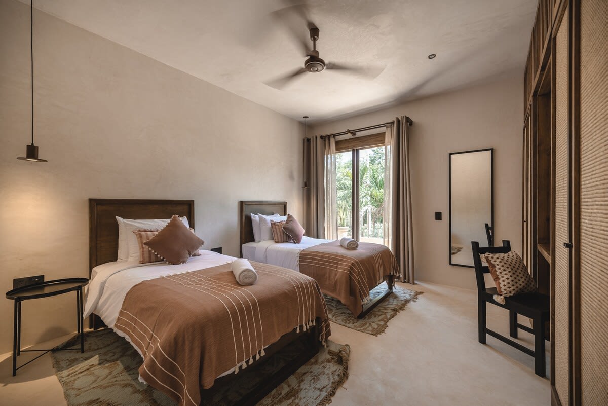 Bedroom 3, which can be turned into 1 king bed upon request