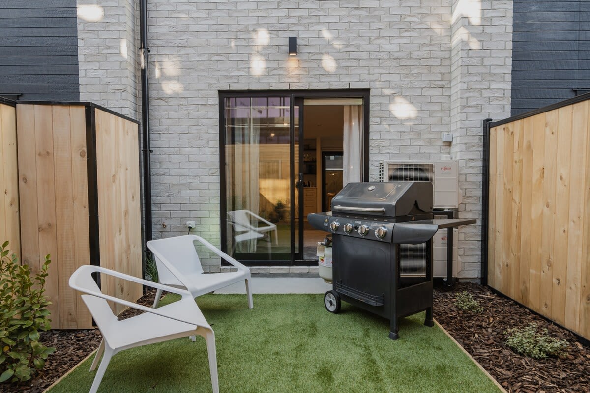 5-Sleeper City Home | 2BR Retreat w/ BBQ & Yard