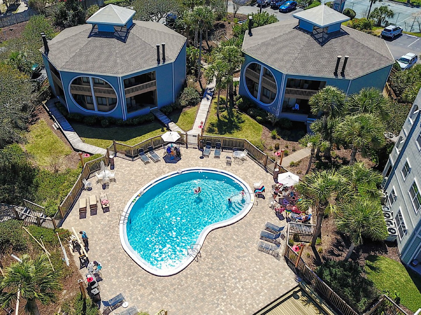 New! Summer Deal: Free Fun and Beach Gear Credit - Foto 38