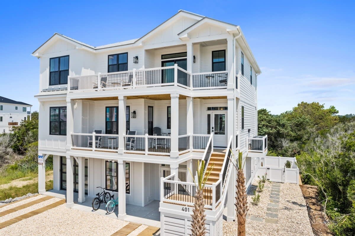 Casa Blanca- Ocean Isle Beach — Ocean Isle Beach, NC — vacation rental