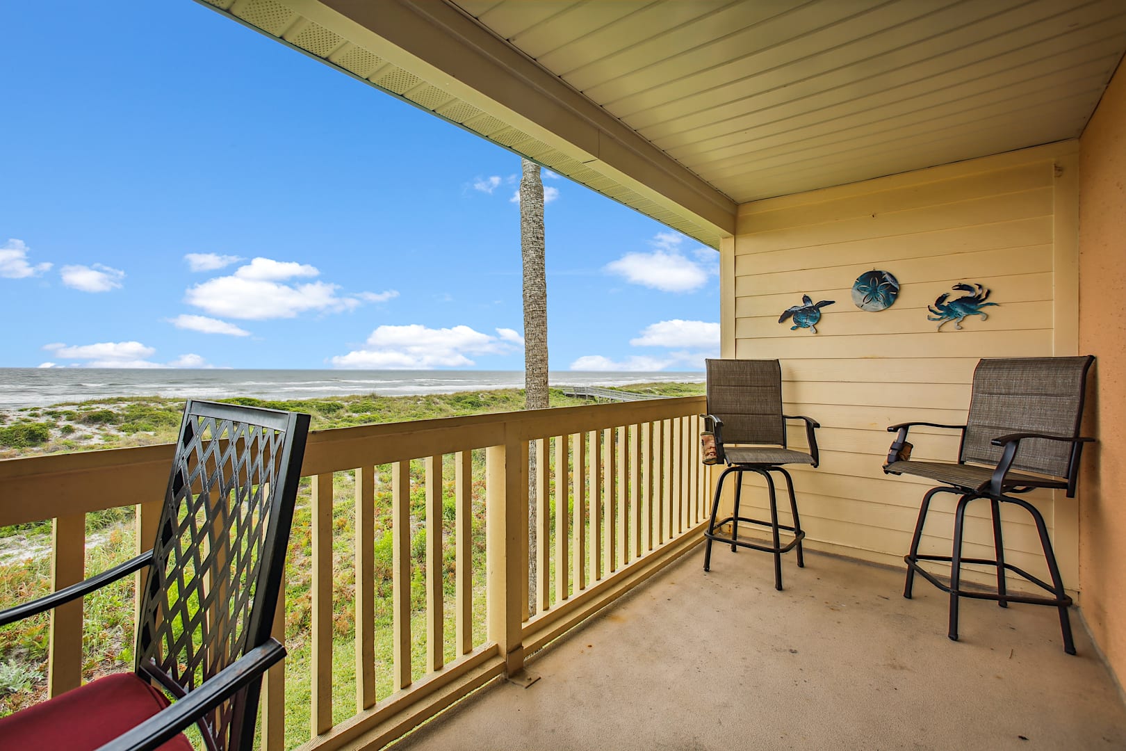 Oceanfront Condo with Pool and Views 2