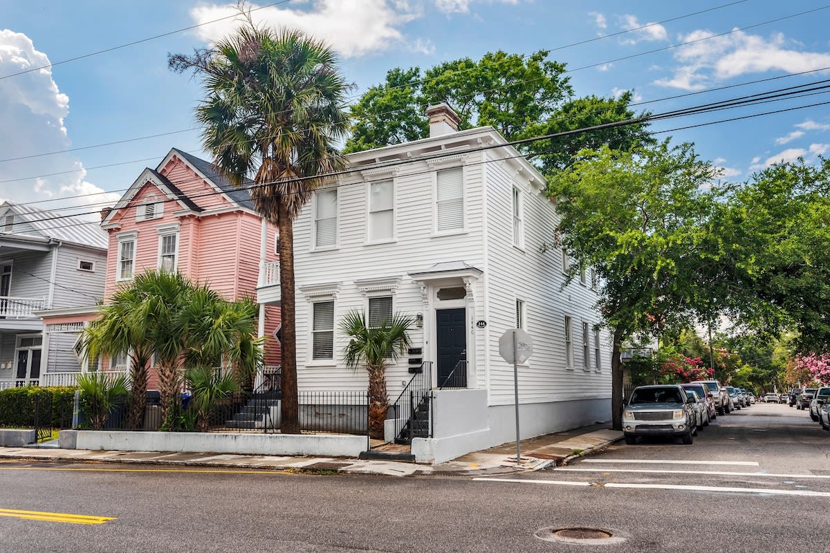 Historic Boutique Home ‘The Bermuda’ - Charleston, SC