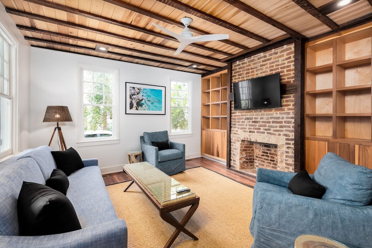 Boutique Home & Resort Pool ‘Tuckertown’ — Charleston, SC — vacation rental