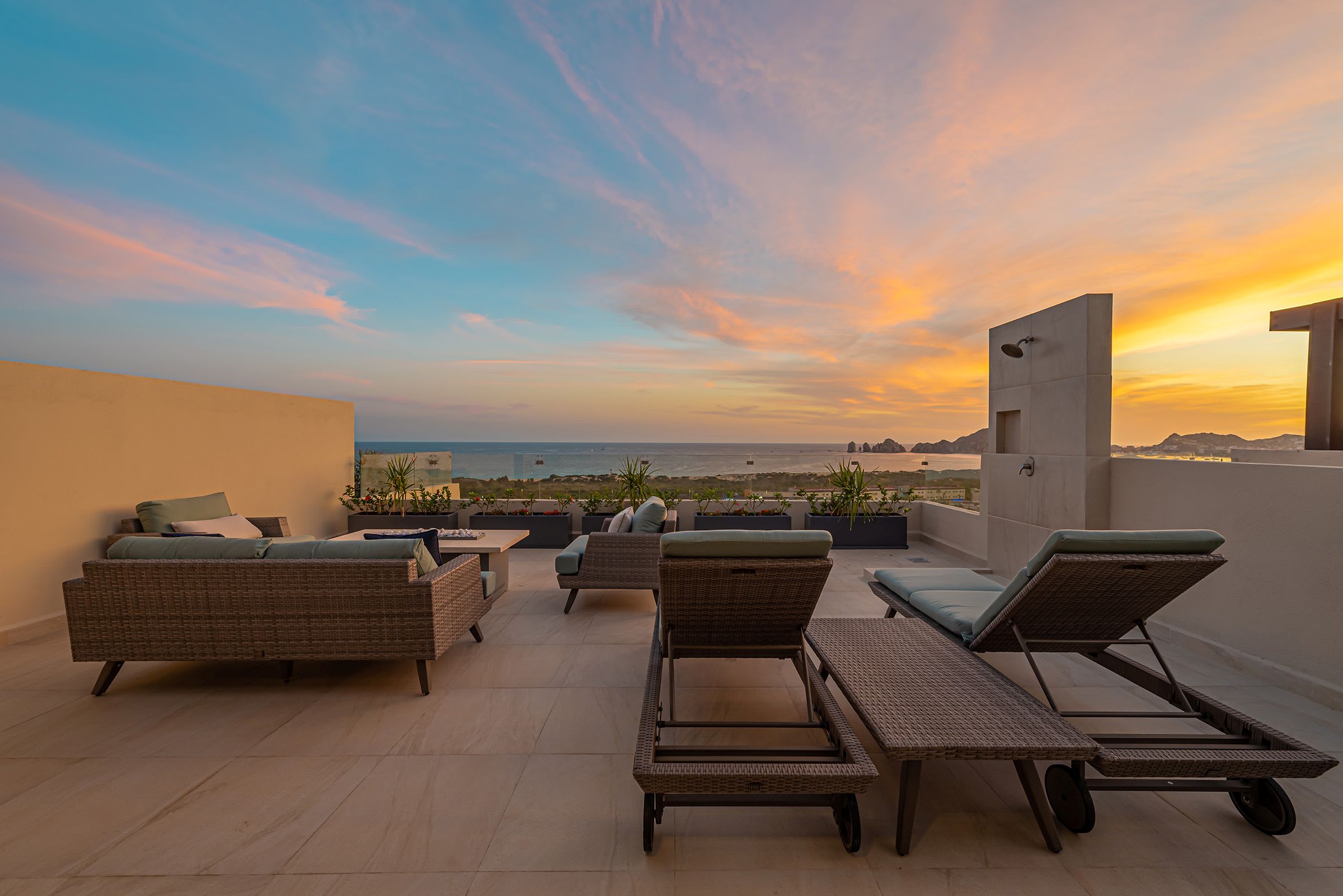 2BR Penthouse with Private Rooftop & Seaview & Pool — Cabo San Lucas, Baja California Sur — vacation rental