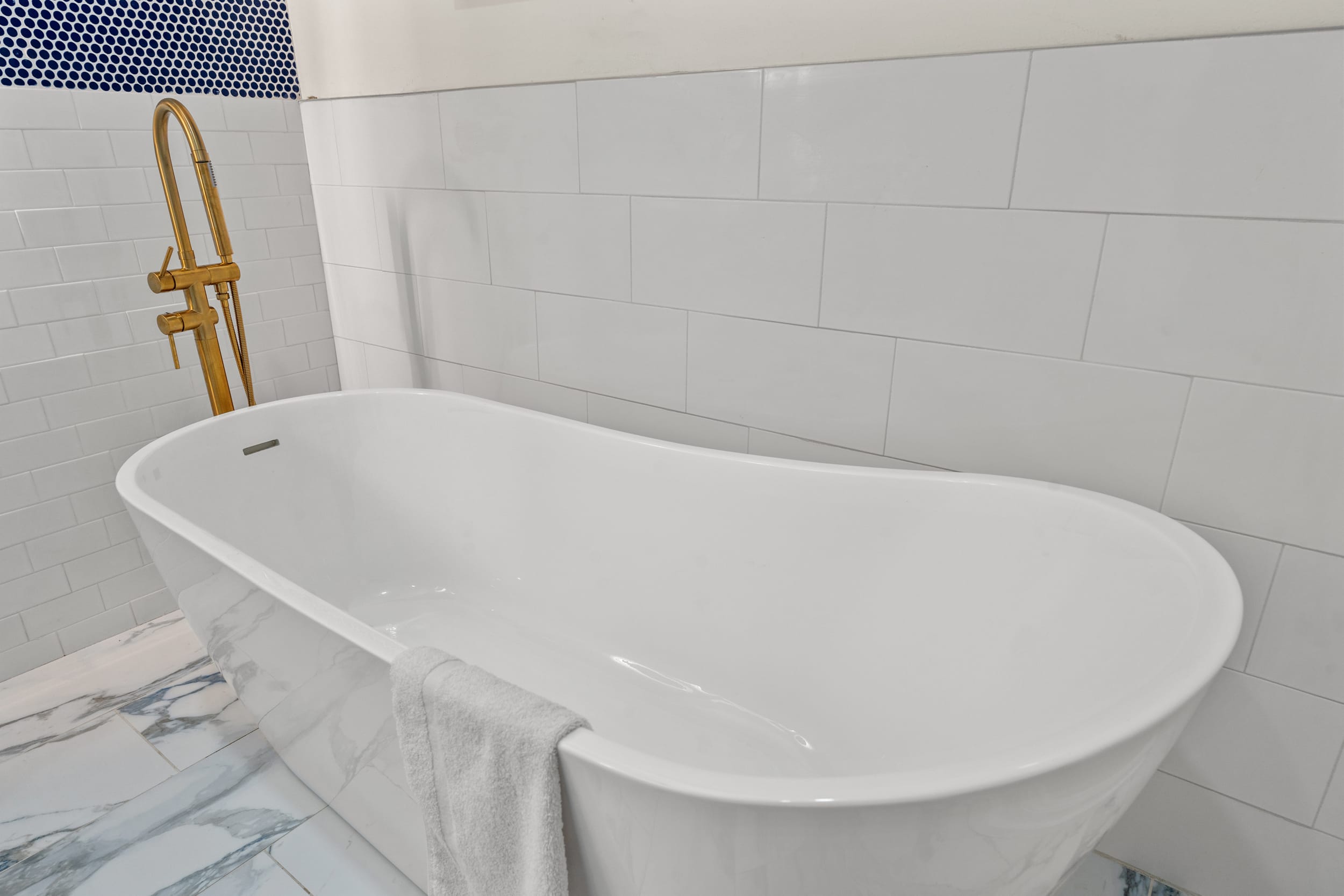 Listing image 80