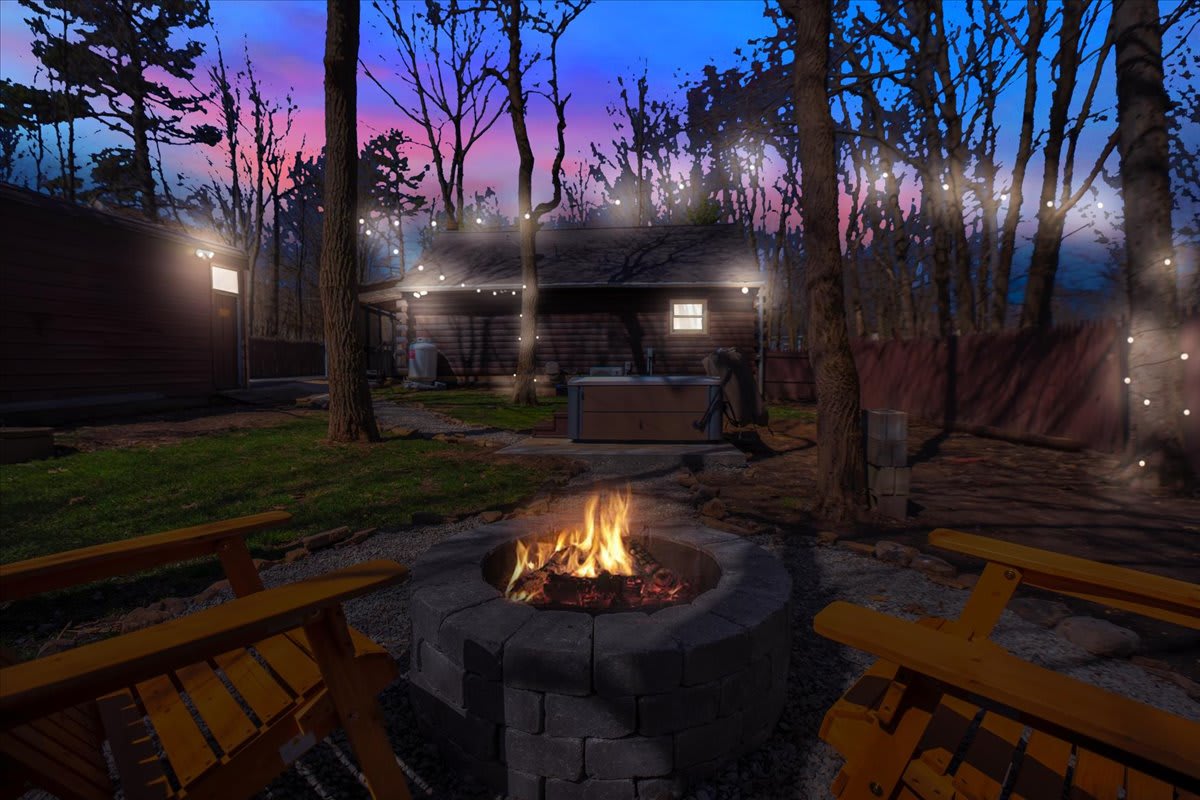 Pocono Log Cabin | Hot Tub | Lake Access | Firepit