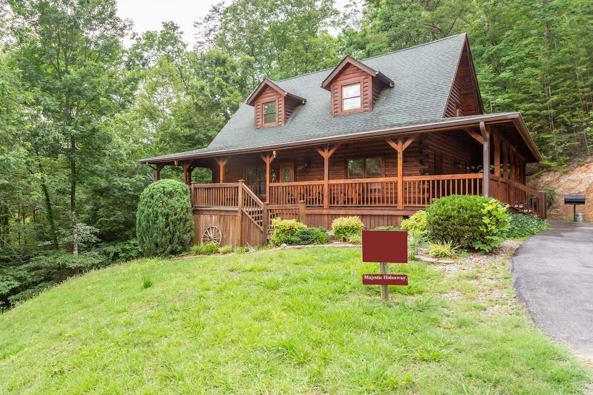 Less than 15 Min 2 Pigeon Forge Parkway/Spacious — Sevierville, TN — vacation rental