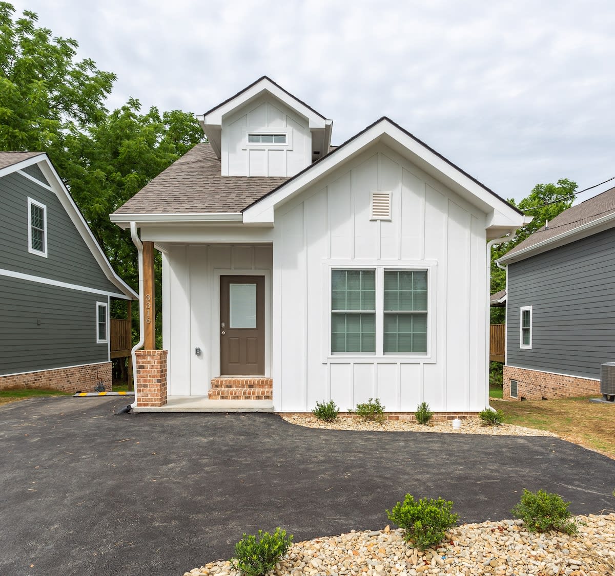 Riverfront Cottage In Downtown Pigeon Forge!!! — Pigeon Forge, TN — vacation rental