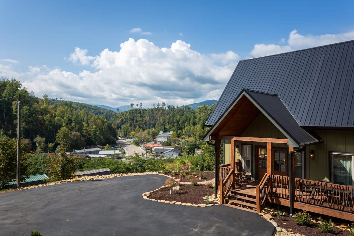 Mountain Views/Near DwTn Gat/New — Gatlinburg, TN — vacation rental