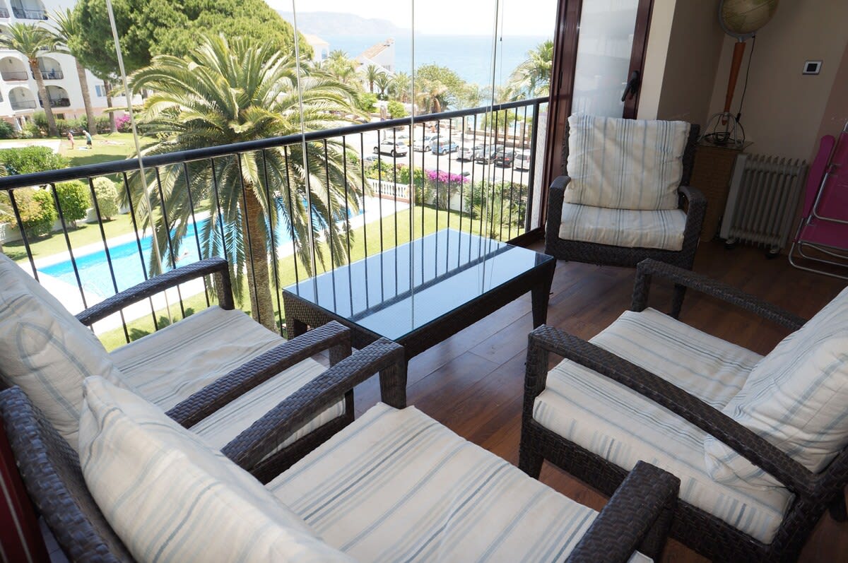View 2