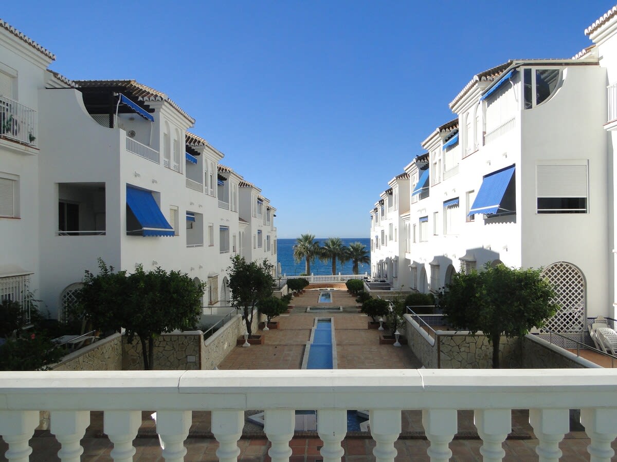 View 2