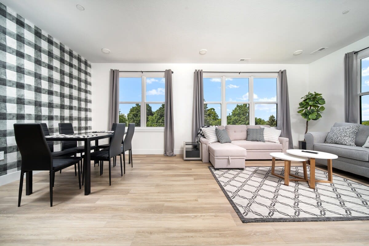 Spacious Condo I Front St + 2 King Br I Near Dt - Traverse City, MI