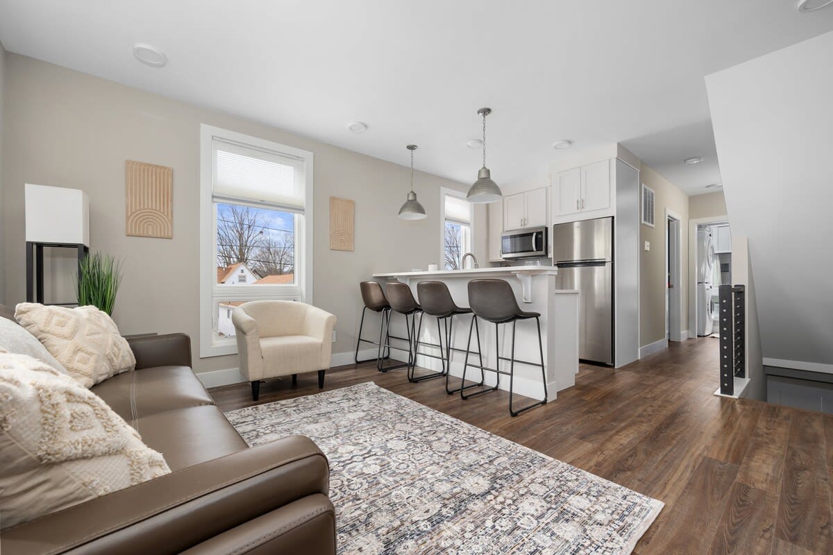 Dt Rooftop Condo | West Bay Views + Walk To Beach - Traverse City