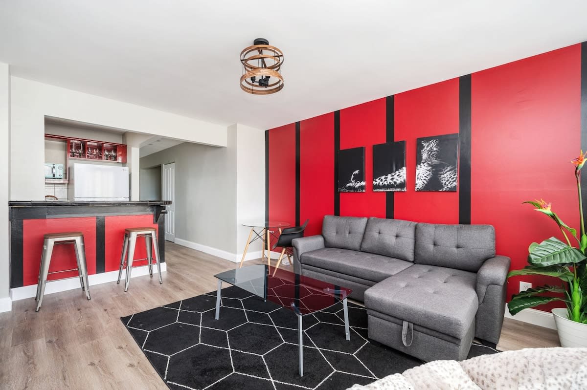Upgraded Condo With City Views In Atl - Atlanta, GA