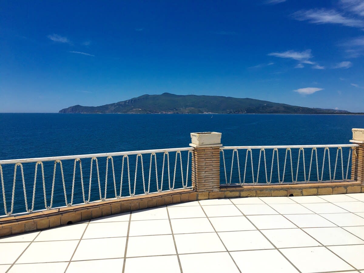 View 3