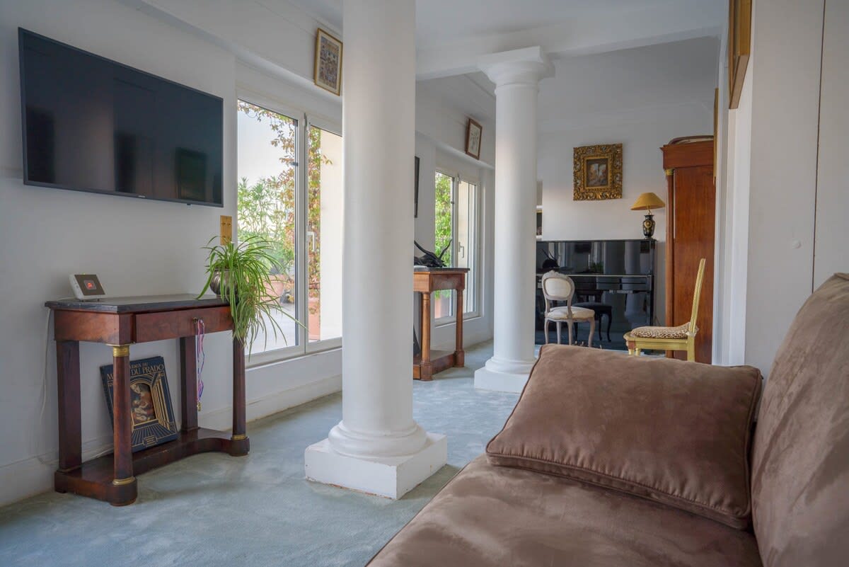 Paris Indulgence - Image 28