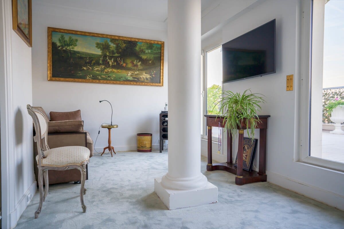 Paris Indulgence - Image 27