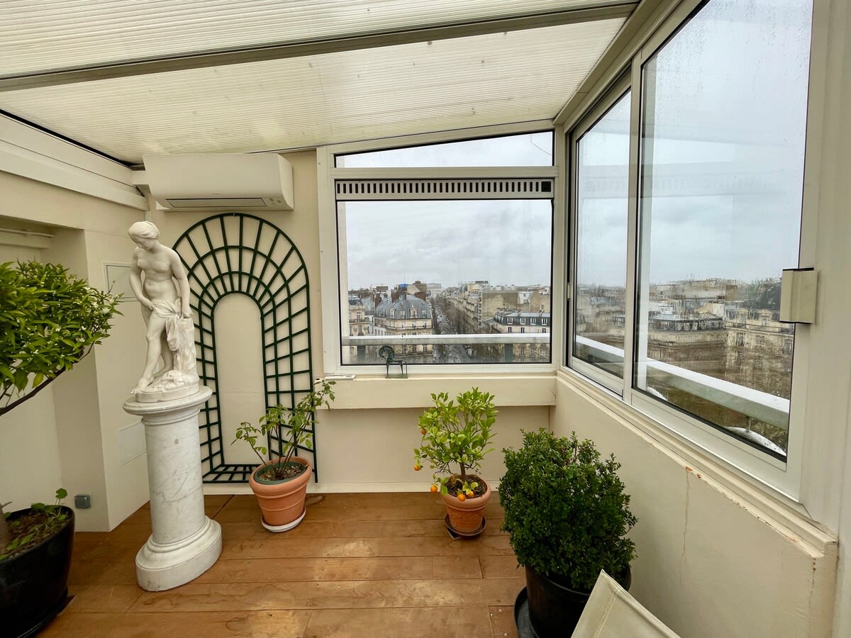 Paris Indulgence - Image 23