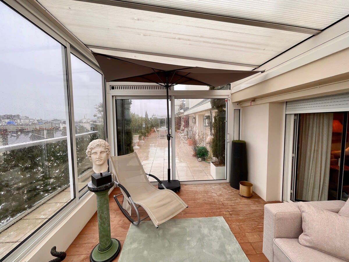 Paris Indulgence - Image 12