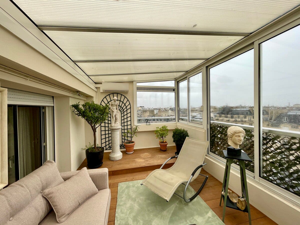 Paris Indulgence - Image 30