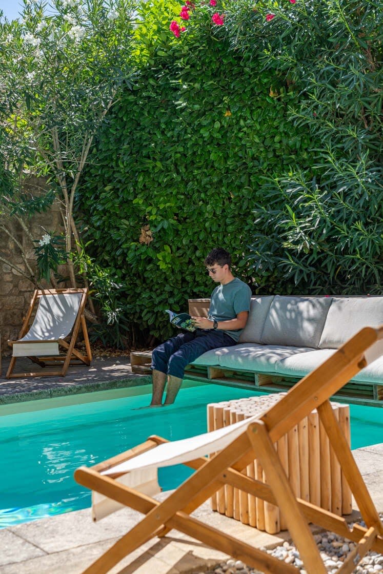 The Vaulted Palace - Image 45