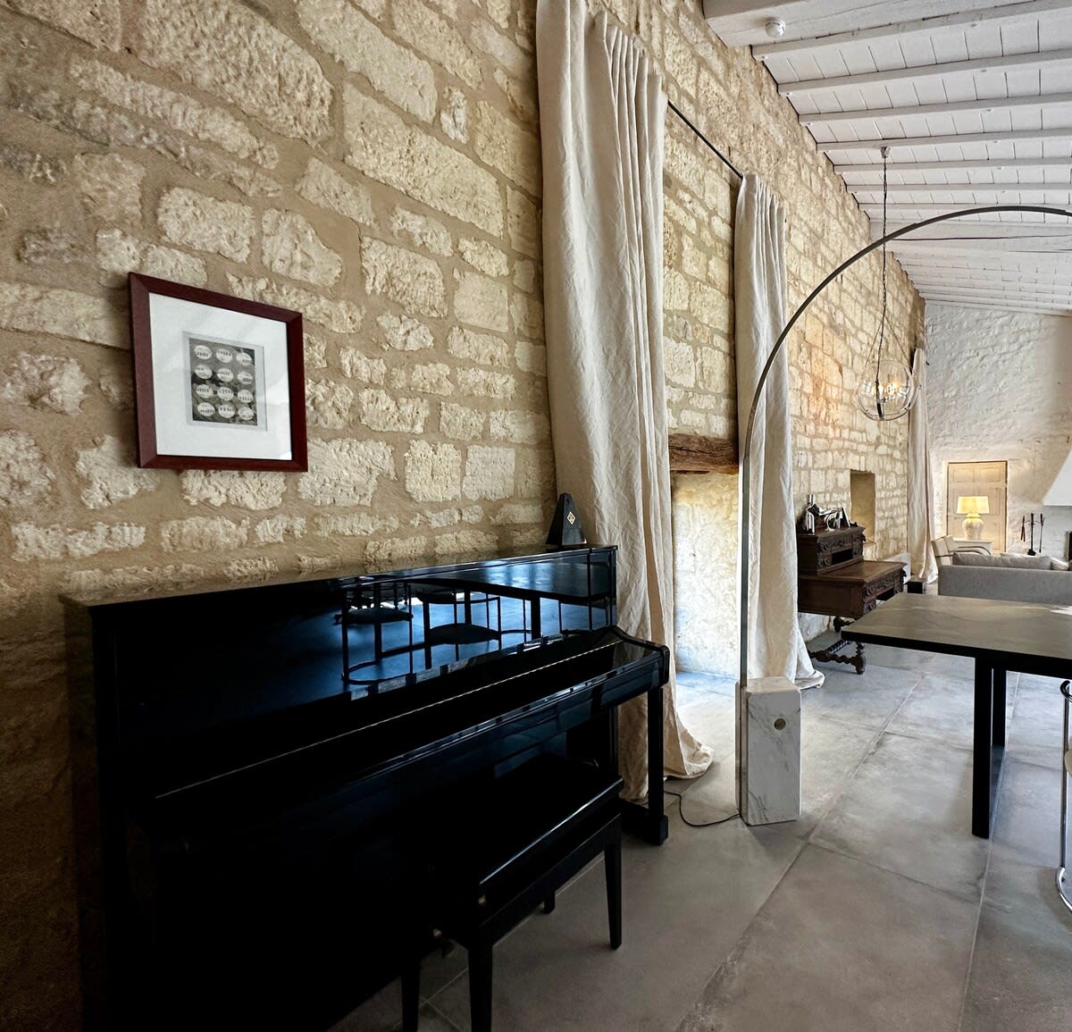 The Vaulted Palace - Image 11