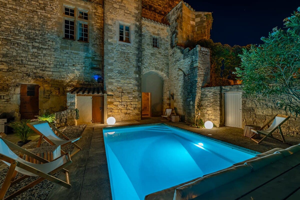 The Vaulted Palace - Image 41