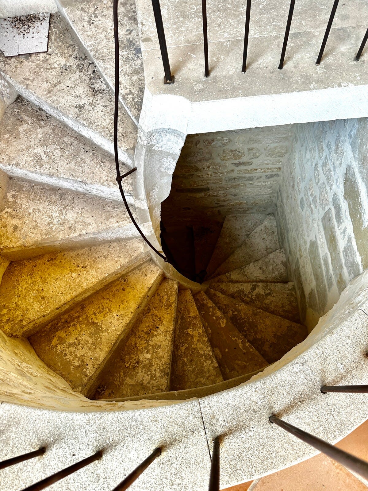 The Vaulted Palace - Image 28