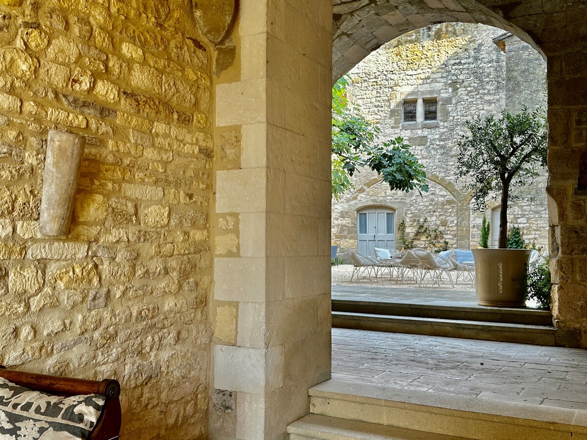 The Vaulted Palace - Image 34