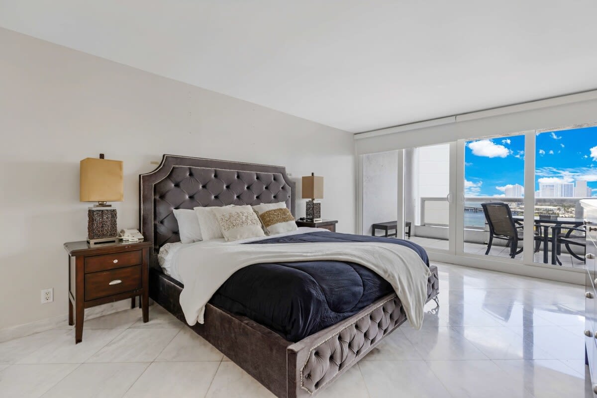 Classic Waterfront Apt | Bay Views | StayCozy