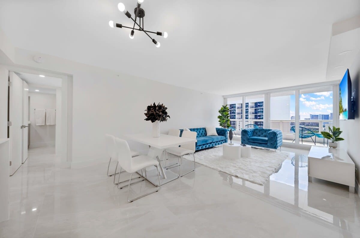 Family-Friendly 4BR w/ Private Balcony | StayCozy