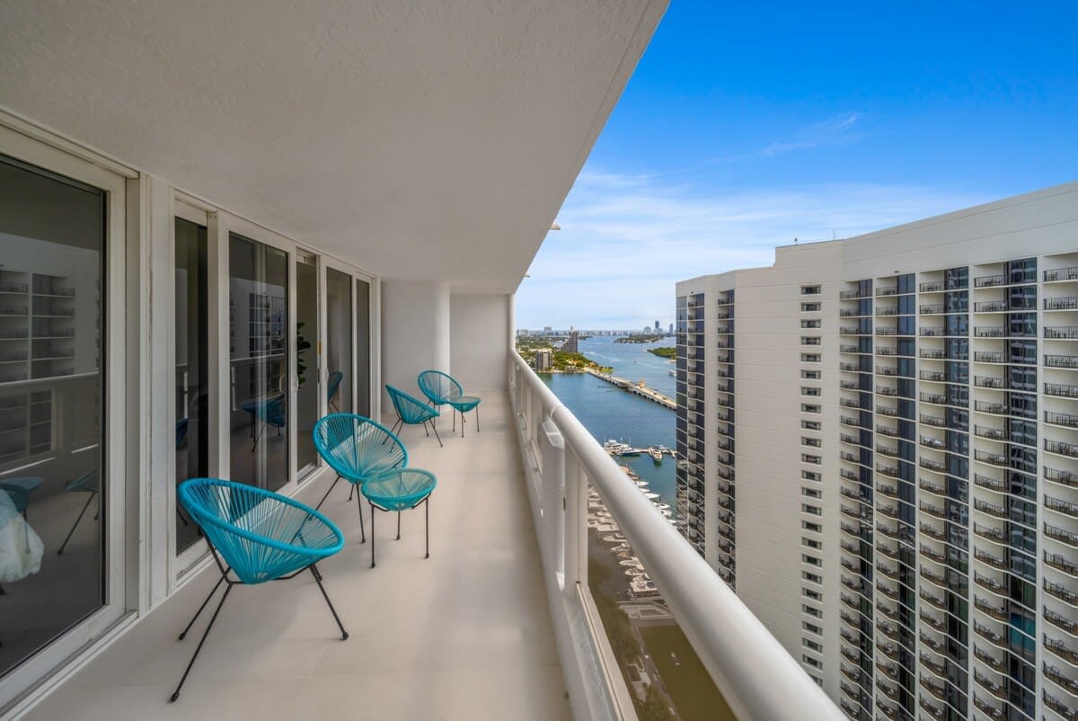 Family-Friendly 4BR w/ Private Balcony | StayCozy