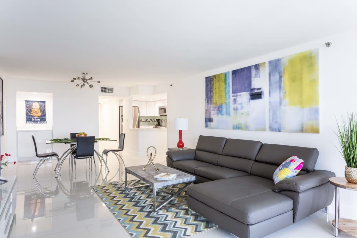 Gym | Ideal Long Term | Bay View | Pool | StayCozy