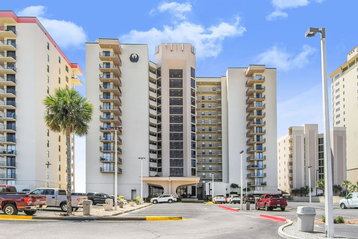 Phoenix I 1047 Gulf front 2 2 A Amenities Orange Beach Bella Phoenix i 1047 gulf front 2 2 a amenities orange beach bella