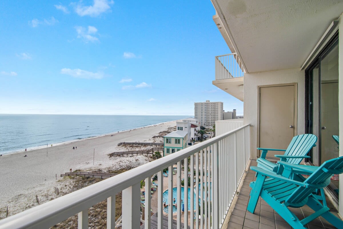 Shoalwater 705: Beachfront Condo, Pool, Hot Tub & More! — Orange Beach, AL — vacation rental