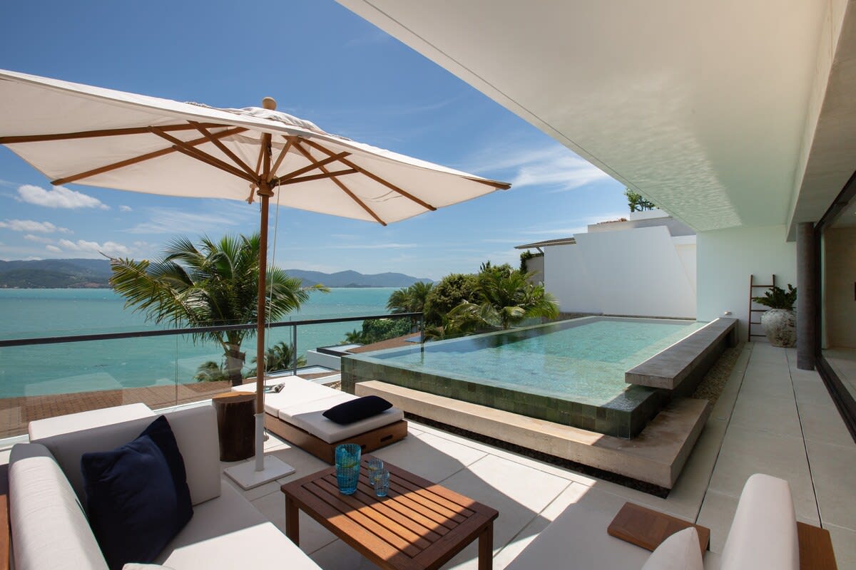Muscat 3-Bedroom Villa with Beach Access - Picture 1