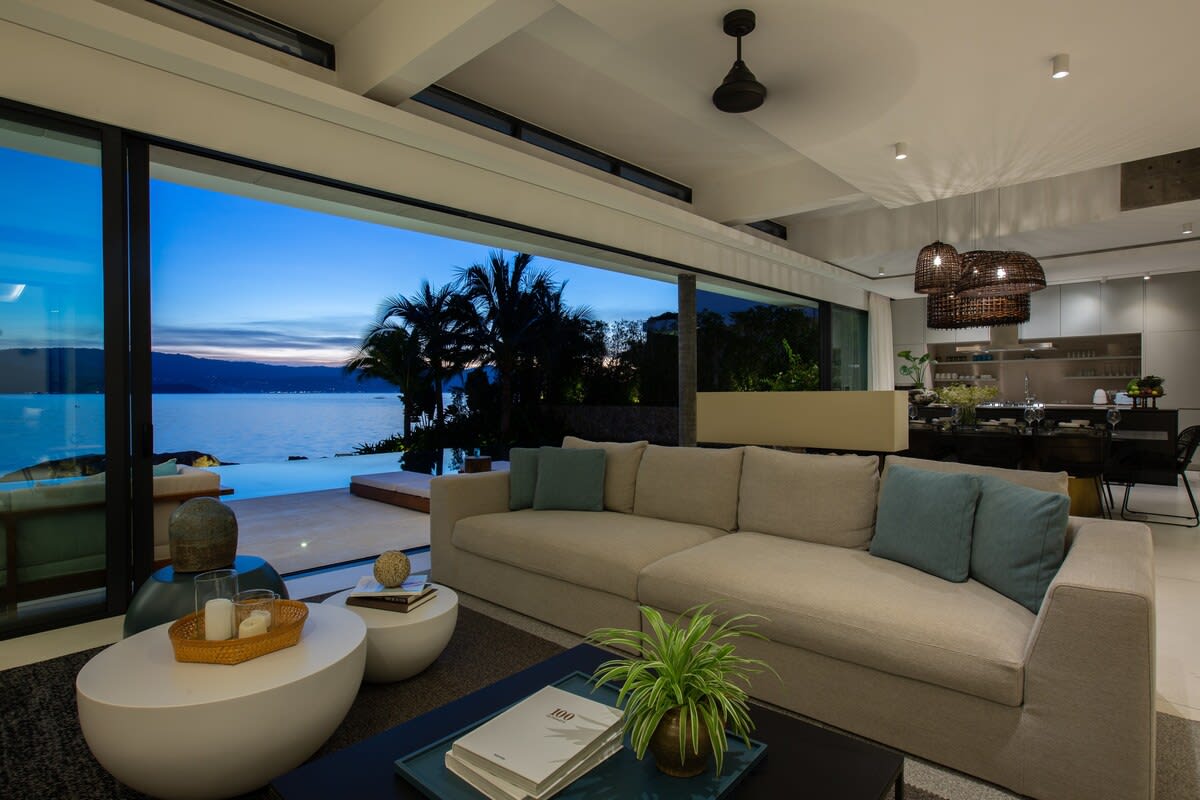 Syrah 3-bedroom Beachfront Villa in Koh Samui