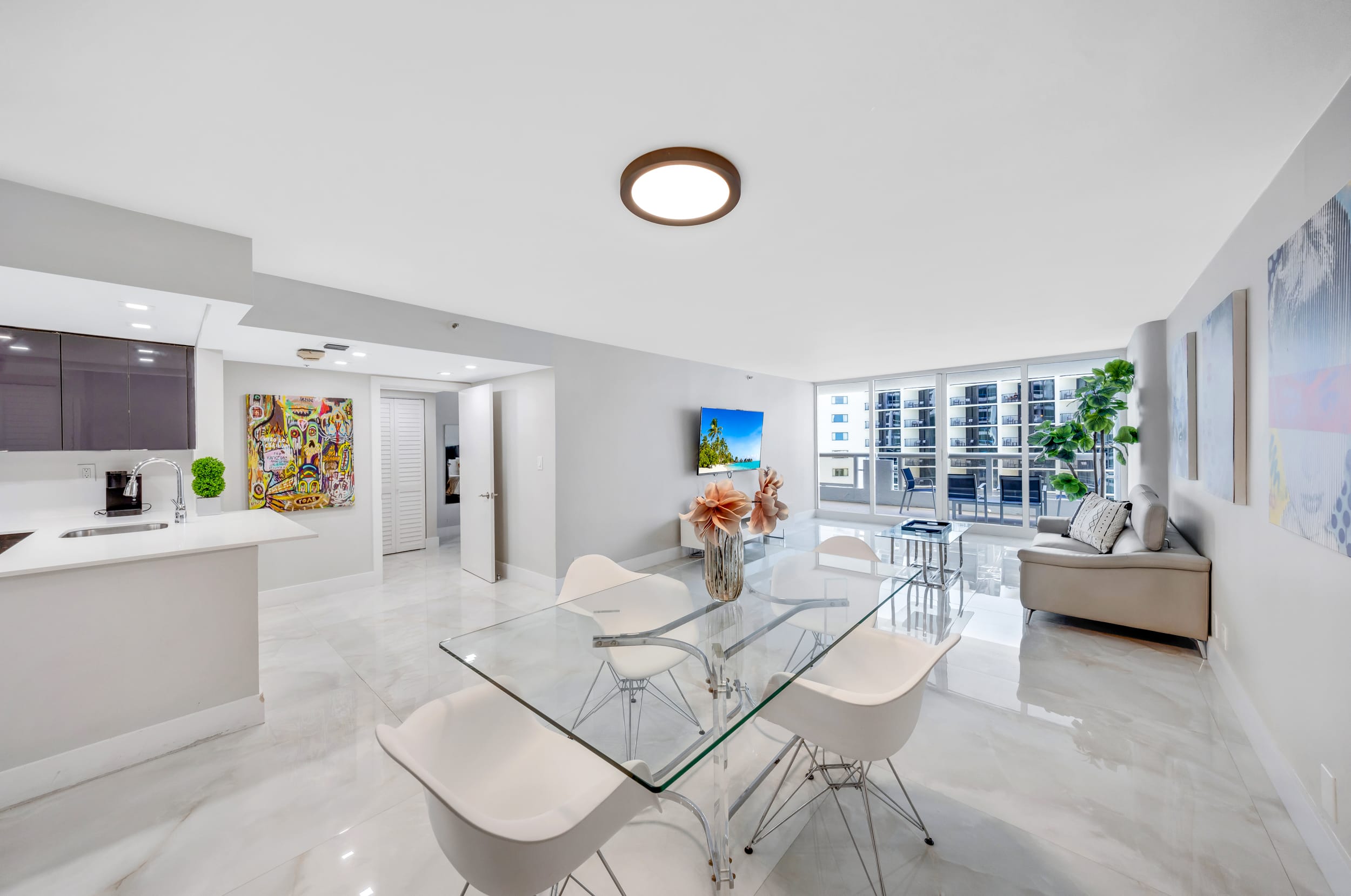 Central Location w Gym Access | Balcony | StayCozy